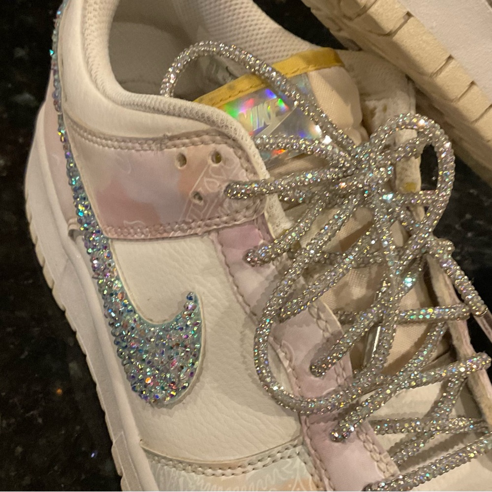 CUSTOM NIKE Low Dunk Pastel Paisley Sneakers, Rhinestones size Y7 woman’s 8 8.5 - Picture 4 of 15